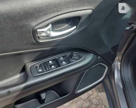 Джип Compass, об'ємом двигуна 2.4 л та пробігом 106 тис. км за 16500 $, фото 11 на Automoto.ua