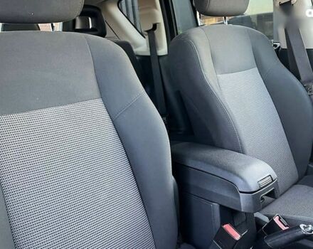 Джип Компас, объемом двигателя 2.1 л и пробегом 185 тыс. км за 10900 $, фото 22 на Automoto.ua