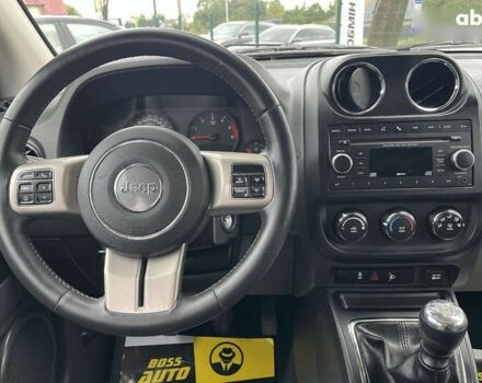 Джип Compass, об'ємом двигуна 2.1 л та пробігом 185 тис. км за 11400 $, фото 19 на Automoto.ua