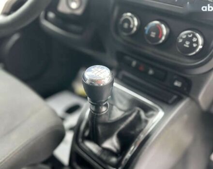 Джип Compass, об'ємом двигуна 2.1 л та пробігом 185 тис. км за 11400 $, фото 27 на Automoto.ua