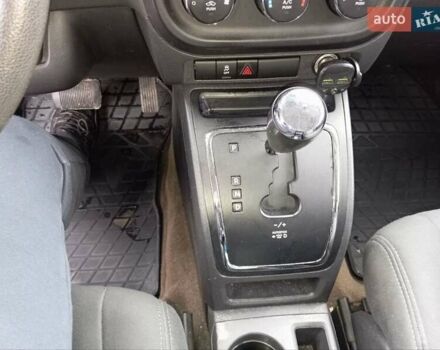 Джип Compass, об'ємом двигуна 2.36 л та пробігом 232 тис. км за 10500 $, фото 10 на Automoto.ua