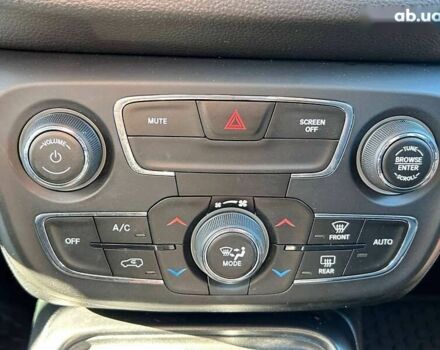 Джип Компас, объемом двигателя 2.4 л и пробегом 136 тыс. км за 16000 $, фото 24 на Automoto.ua