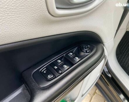 Джип Компас, объемом двигателя 2.4 л и пробегом 106 тыс. км за 14700 $, фото 11 на Automoto.ua