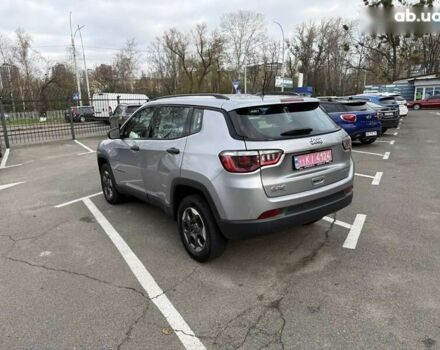 Джип Compass, об'ємом двигуна 2.4 л та пробігом 127 тис. км за 14900 $, фото 4 на Automoto.ua
