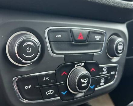 Джип Compass, об'ємом двигуна 2.4 л та пробігом 61 тис. км за 16000 $, фото 30 на Automoto.ua