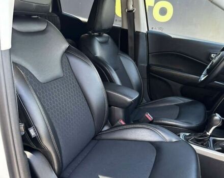 Джип Компас, объемом двигателя 0 л и пробегом 64 тыс. км за 15000 $, фото 13 на Automoto.ua