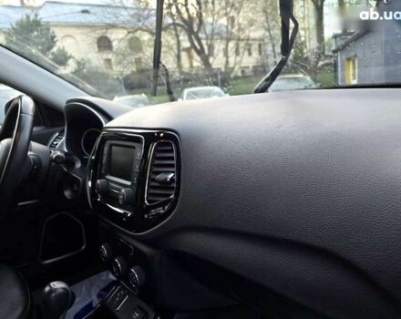 Джип Compass, об'ємом двигуна 2.4 л та пробігом 163 тис. км за 15000 $, фото 15 на Automoto.ua