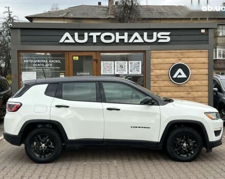 Джип Compass, об'ємом двигуна 2.4 л та пробігом 73 тис. км за 10500 $, фото 3 на Automoto.ua
