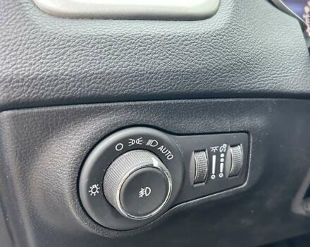 Джип Компас, объемом двигателя 2.4 л и пробегом 61 тыс. км за 16000 $, фото 27 на Automoto.ua