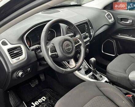 Джип Компас, объемом двигателя 2.4 л и пробегом 224 тыс. км за 10800 $, фото 9 на Automoto.ua