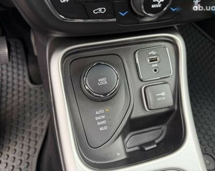 Джип Compass, об'ємом двигуна 2.4 л та пробігом 127 тис. км за 14900 $, фото 19 на Automoto.ua