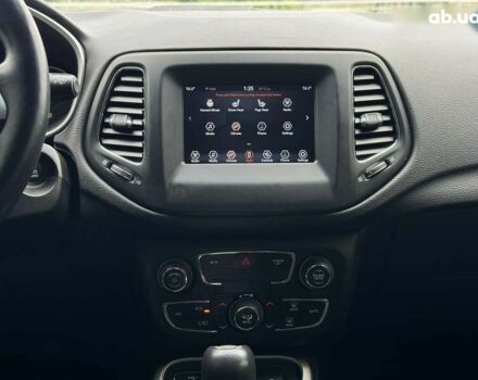 Джип Компас, объемом двигателя 2.4 л и пробегом 99 тыс. км за 15950 $, фото 18 на Automoto.ua