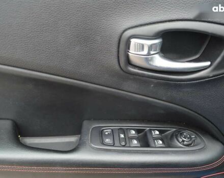 Джип Compass, об'ємом двигуна 2.4 л та пробігом 114 тис. км за 16500 $, фото 26 на Automoto.ua