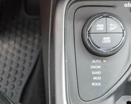 Джип Compass, об'ємом двигуна 2.4 л та пробігом 114 тис. км за 16500 $, фото 20 на Automoto.ua