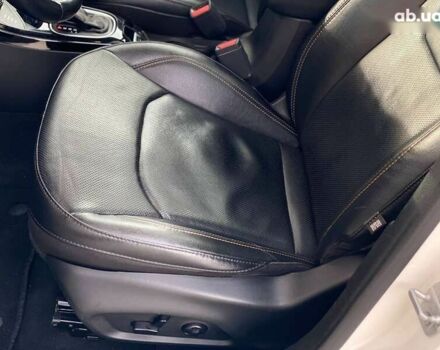 Джип Компас, объемом двигателя 0 л и пробегом 108 тыс. км за 15490 $, фото 24 на Automoto.ua