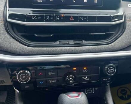 Джип Compass, об'ємом двигуна 2.4 л та пробігом 103 тис. км за 19500 $, фото 17 на Automoto.ua