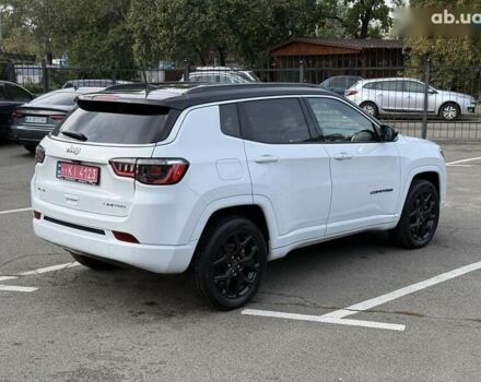 Джип Компас, объемом двигателя 2 л и пробегом 2 тыс. км за 22900 $, фото 2 на Automoto.ua