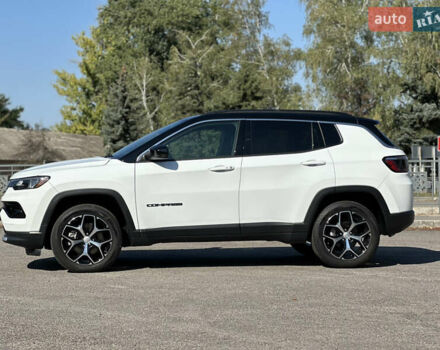 Джип Compass, об'ємом двигуна 2 л та пробігом 9 тис. км за 24000 $, фото 4 на Automoto.ua