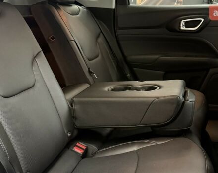 Джип Compass, об'ємом двигуна 1.47 л та пробігом 0 тис. км за 36002 $, фото 7 на Automoto.ua