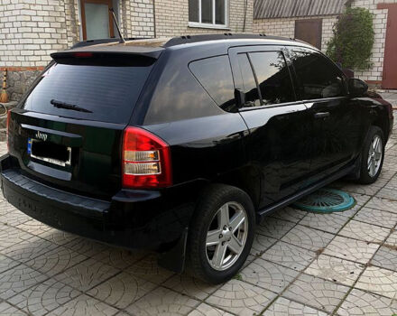 Джип Компас, объемом двигателя 2.4 л и пробегом 300 тыс. км за 6500 $, фото 1 на Automoto.ua