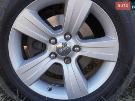 Джип Compass, об'ємом двигуна 2.36 л та пробігом 283 тис. км за 9200 $, фото 1 на Automoto.ua