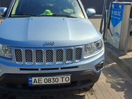 Джип Компас 2013 в Днепре (Днепропетровске) на Automoto.ua Джип Компас, объемом двигателя 2.36 л и пробегом 178 тыс. км за 9800 $, фото 1 на Automoto.ua