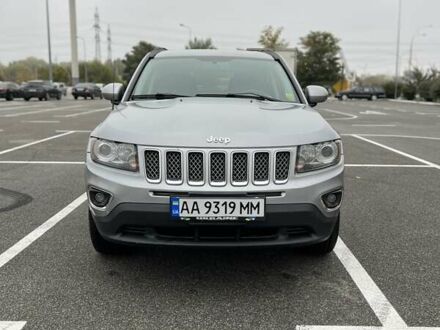 Джип Компас 2014 в Киеве на Automoto.ua Джип Компас, объемом двигателя 2.36 л и пробегом 244 тыс. км за 10700 $, фото 1 на Automoto.ua