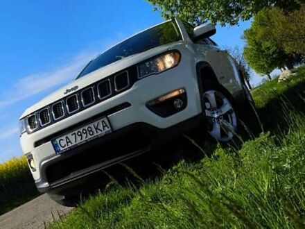 Джип Compass 2017 у Черкасах на Automoto.ua Джип Compass, об'ємом двигуна 2.36 л та пробігом 60 тис. км за 17700 $, фото 1 на Automoto.ua
