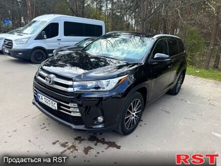 Джип Compass, об'ємом двигуна 2.4 л та пробігом 141 тис. км за 13800 $, фото 1 на Automoto.ua