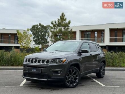 Джип Компас 2019 в Киеве на Automoto.ua Джип Компас, объемом двигателя 2.36 л и пробегом 92 тыс. км за 17799 $, фото 1 на Automoto.ua