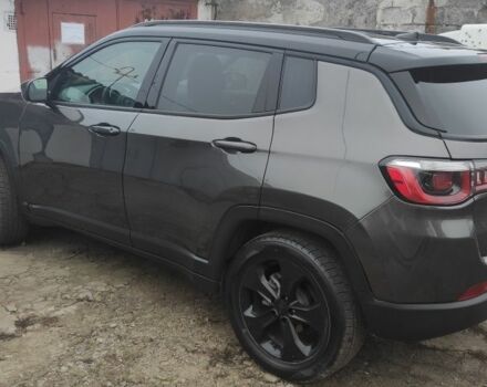 Серый Джип Компас, объемом двигателя 2.4 л и пробегом 201 тыс. км за 14500 $, фото 2 на Automoto.ua