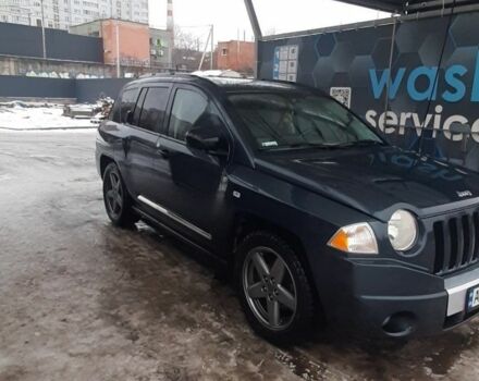 Серый Джип Компас, объемом двигателя 2 л и пробегом 317 тыс. км за 3778 $, фото 5 на Automoto.ua