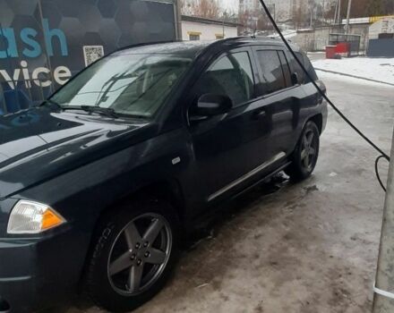 Серый Джип Компас, объемом двигателя 2 л и пробегом 317 тыс. км за 3778 $, фото 1 на Automoto.ua