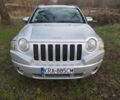 Серый Джип Компас, объемом двигателя 2 л и пробегом 78 тыс. км за 2953 $, фото 1 на Automoto.ua