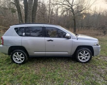 Серый Джип Компас, объемом двигателя 2 л и пробегом 78 тыс. км за 2953 $, фото 17 на Automoto.ua