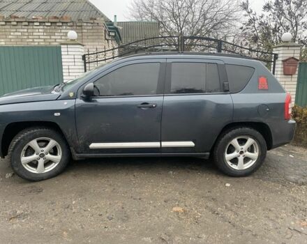Серый Джип Компас, объемом двигателя 2 л и пробегом 201 тыс. км за 3600 $, фото 3 на Automoto.ua