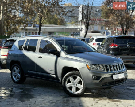 Джип Компас 2011 в Одессе на Automoto.ua Серый Джип Компас, объемом двигателя 2.36 л и пробегом 298 тыс. км за 6500 $, фото 17 на Automoto.ua