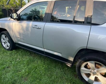 Сірий Джип Compass, об'ємом двигуна 2.4 л та пробігом 281 тис. км за 8900 $, фото 4 на Automoto.ua