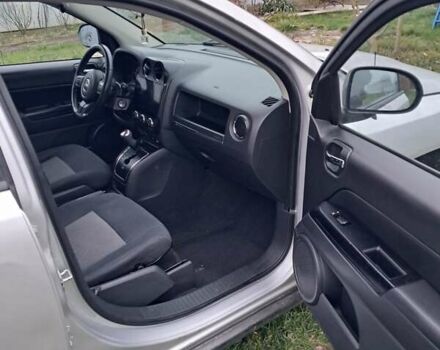 Серый Джип Компас, объемом двигателя 2.36 л и пробегом 324 тыс. км за 7500 $, фото 19 на Automoto.ua