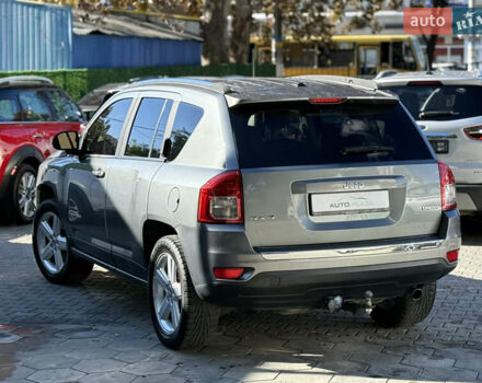 Джип Компас 2011 в Одессе на Automoto.ua Серый Джип Компас, объемом двигателя 2.36 л и пробегом 298 тыс. км за 6500 $, фото 36 на Automoto.ua