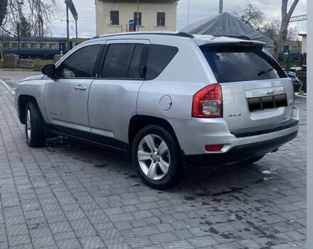 Сірий Джип Compass, об'ємом двигуна 2.36 л та пробігом 240 тис. км за 8600 $, фото 2 на Automoto.ua