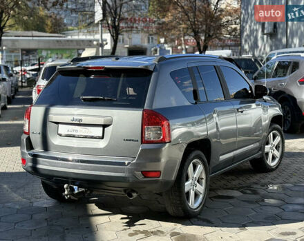 Джип Компас 2011 в Одессе на Automoto.ua Серый Джип Компас, объемом двигателя 2.36 л и пробегом 298 тыс. км за 6500 $, фото 23 на Automoto.ua