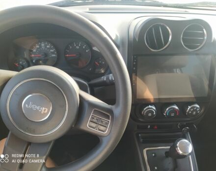 Серый Джип Компас, объемом двигателя 2.4 л и пробегом 250 тыс. км за 9500 $, фото 6 на Automoto.ua