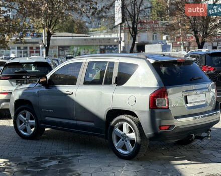 Джип Компас 2011 в Одессе на Automoto.ua Серый Джип Компас, объемом двигателя 2.36 л и пробегом 298 тыс. км за 6500 $, фото 34 на Automoto.ua