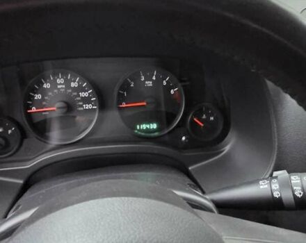 Сірий Джип Compass, об'ємом двигуна 2.36 л та пробігом 195 тис. км за 7500 $, фото 10 на Automoto.ua