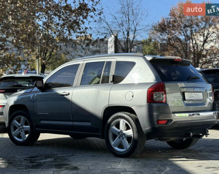 Джип Компас 2011 в Одессе на Automoto.ua Серый Джип Компас, объемом двигателя 2.36 л и пробегом 298 тыс. км за 6500 $, фото 35 на Automoto.ua