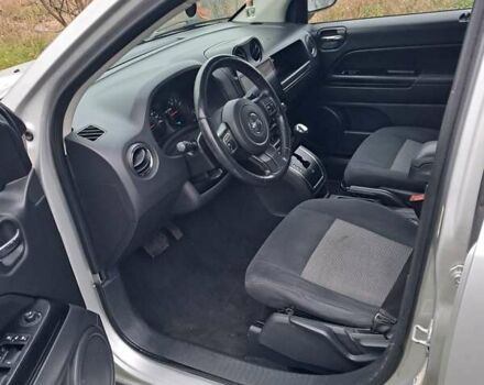 Серый Джип Компас, объемом двигателя 2.36 л и пробегом 324 тыс. км за 7500 $, фото 18 на Automoto.ua