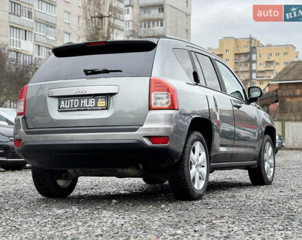 Сірий Джип Compass, об'ємом двигуна 2 л та пробігом 75 тис. км за 9999 $, фото 11 на Automoto.ua