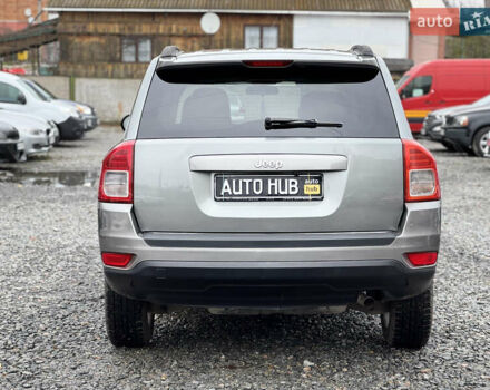 Сірий Джип Compass, об'ємом двигуна 2 л та пробігом 75 тис. км за 9999 $, фото 9 на Automoto.ua