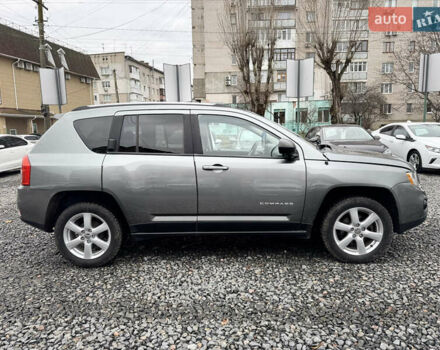 Сірий Джип Compass, об'ємом двигуна 2 л та пробігом 75 тис. км за 9999 $, фото 12 на Automoto.ua